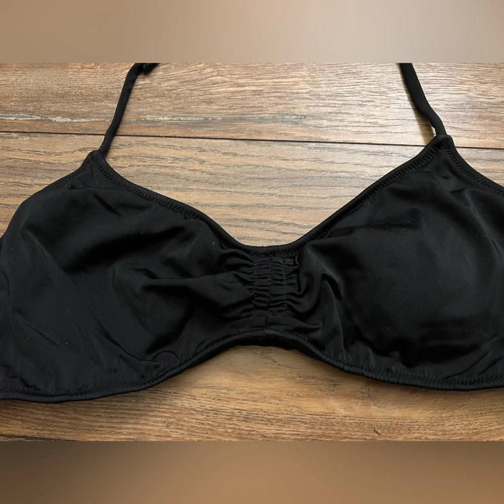 VICTORIAS SECRET SCOOP NECK BIKINI TOP - Picture 2 of 5